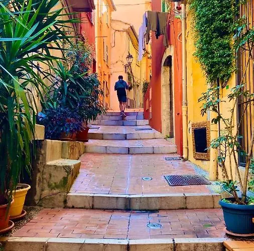 Cozy Lemon * Menton