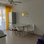 Cozy Lemon Apartman Menton