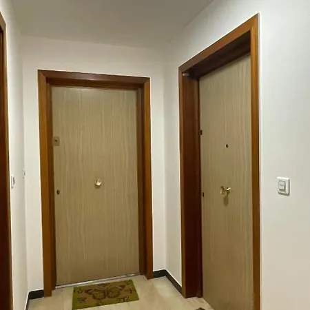 Διαμέρισμα Cozy Lemon Μεντόν